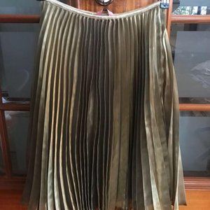 Pleated casual skirt size S
